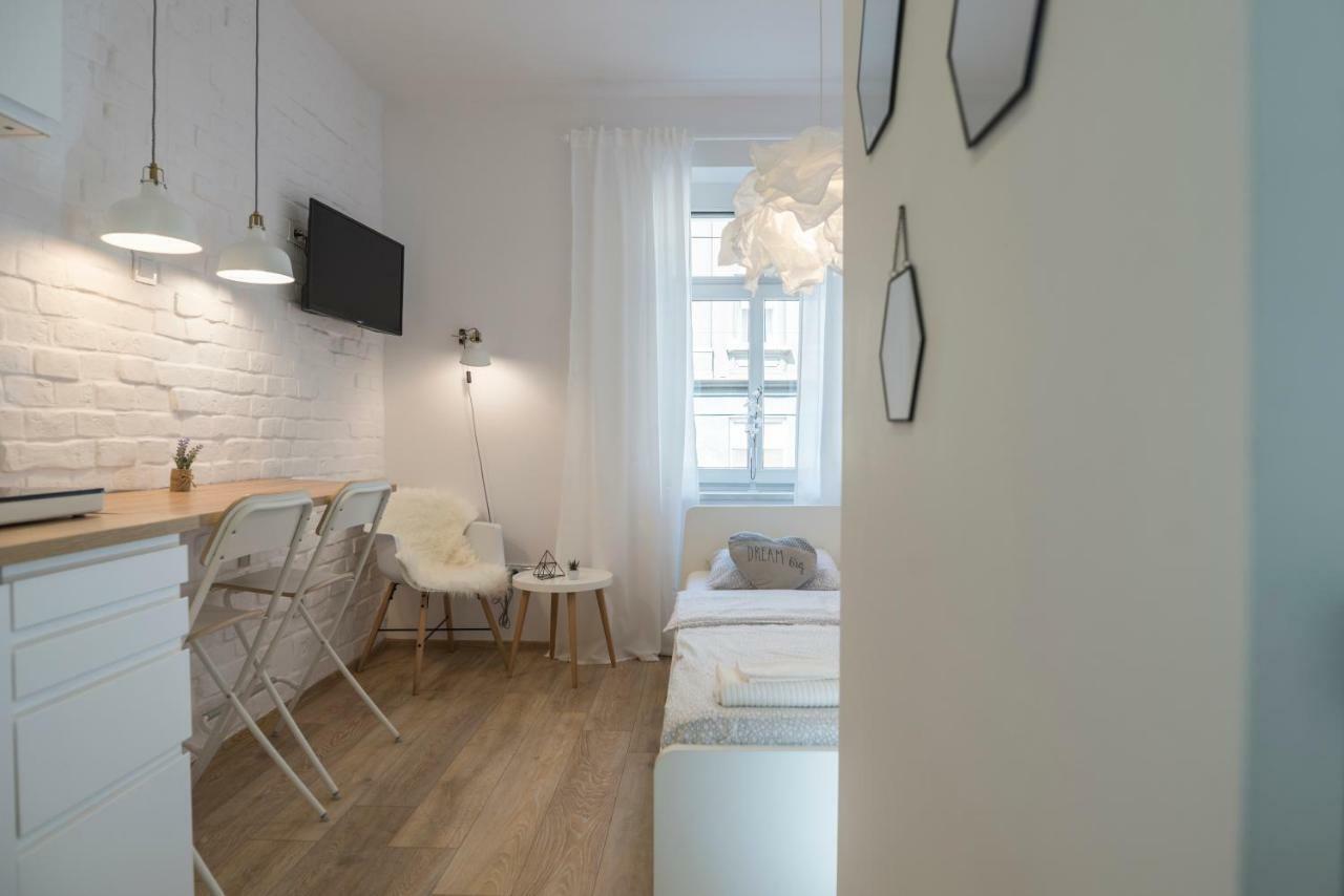 "D&M" Studio Apartments Загреб Екстериор снимка