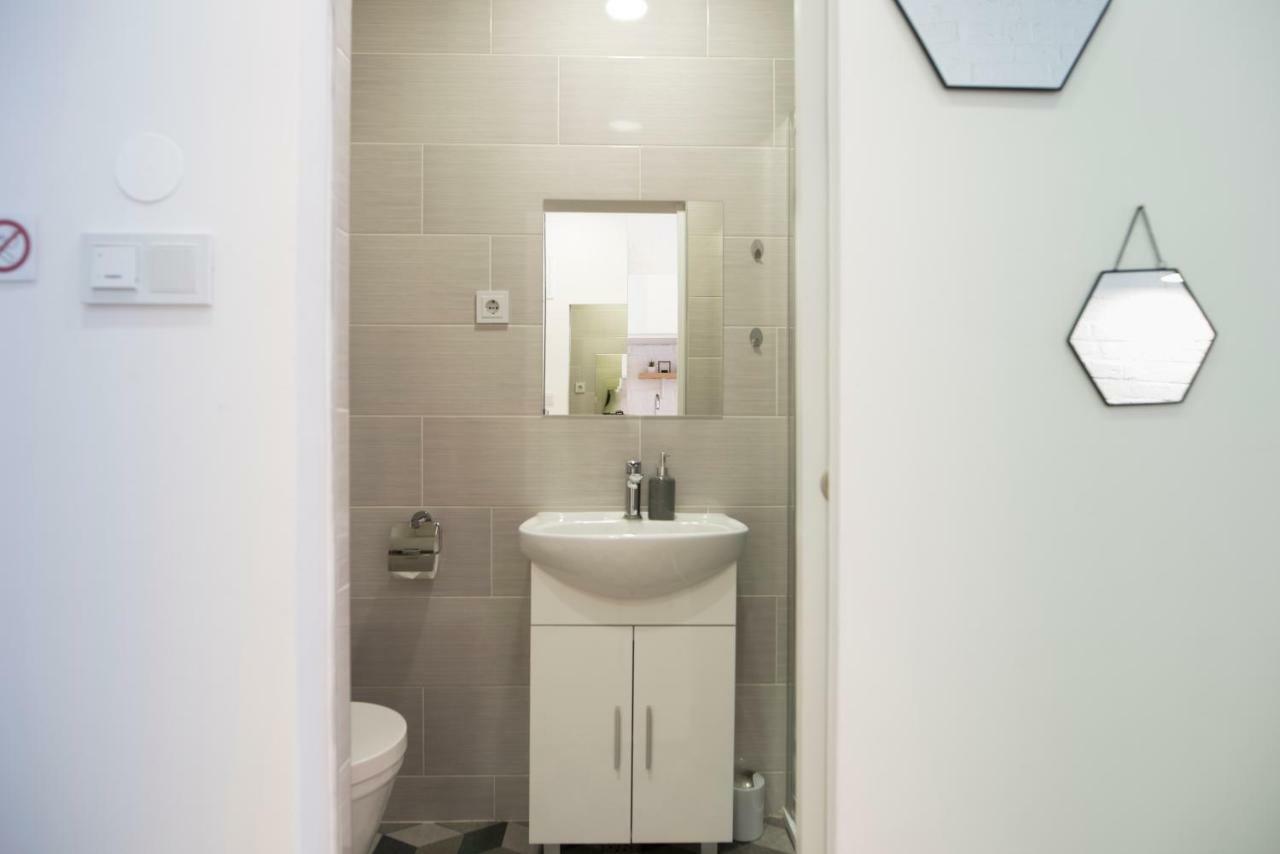 "D&M" Studio Apartments Загреб Екстериор снимка