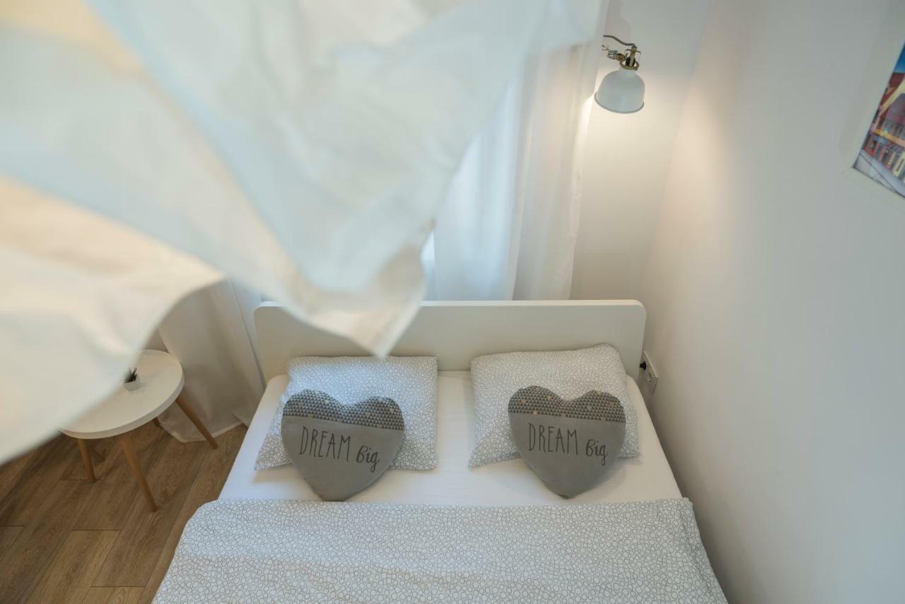 "D&M" Studio Apartments Загреб Екстериор снимка