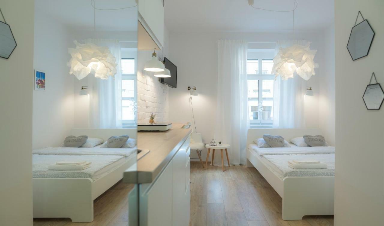 "D&M" Studio Apartments Загреб Екстериор снимка