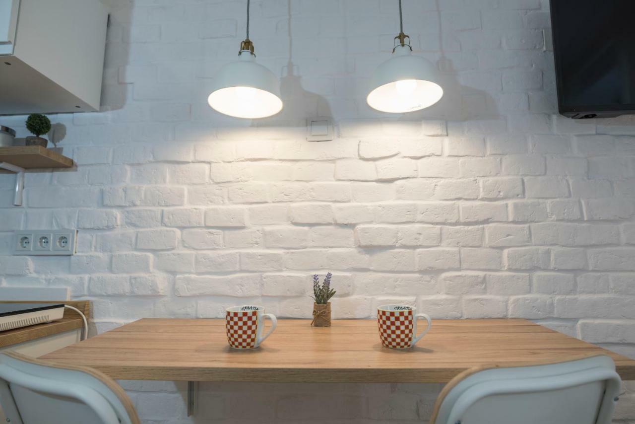 "D&M" Studio Apartments Загреб Екстериор снимка