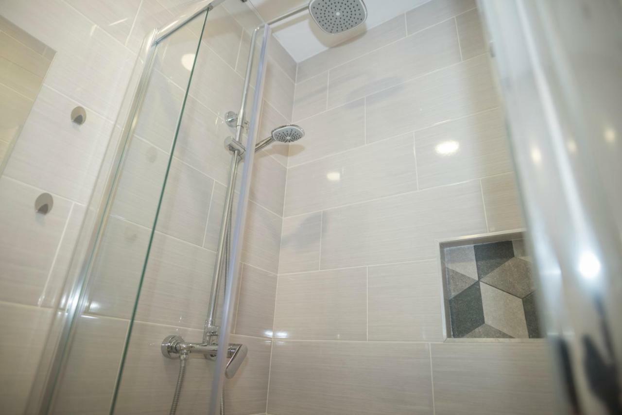 "D&M" Studio Apartments Загреб Екстериор снимка
