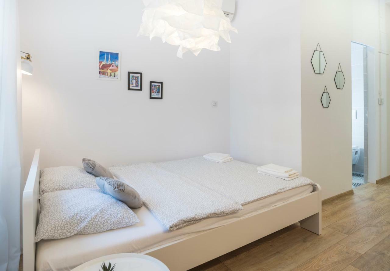 "D&M" Studio Apartments Загреб Екстериор снимка